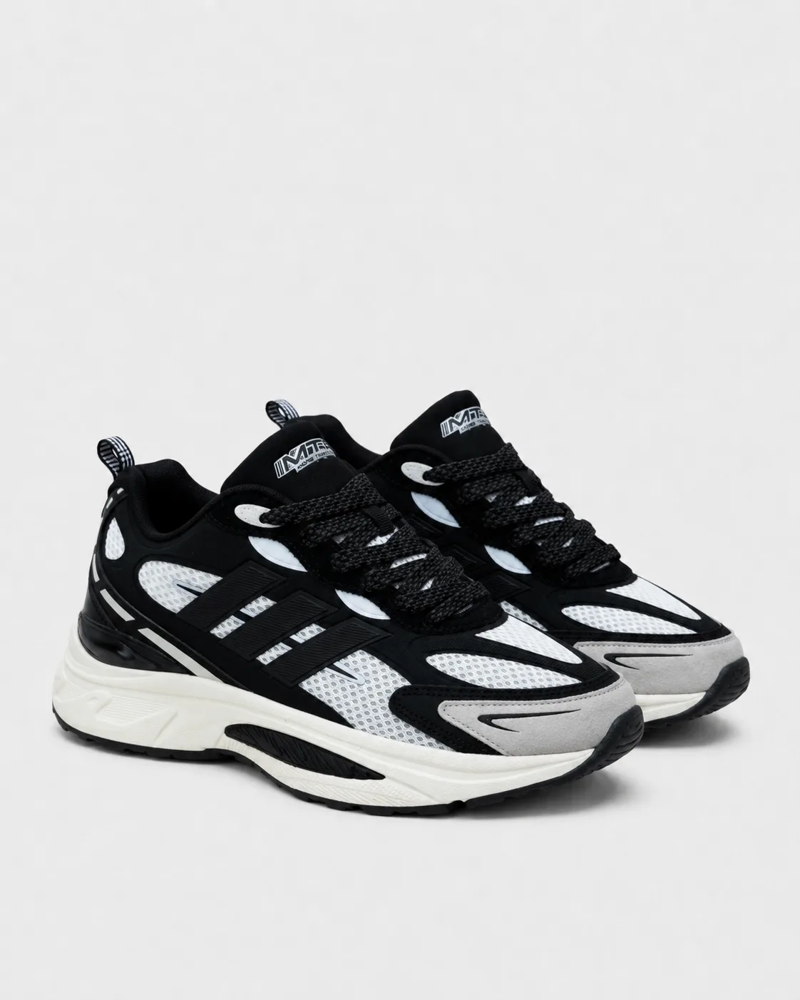 Кросівки Adidas Track Suite Pro White Black