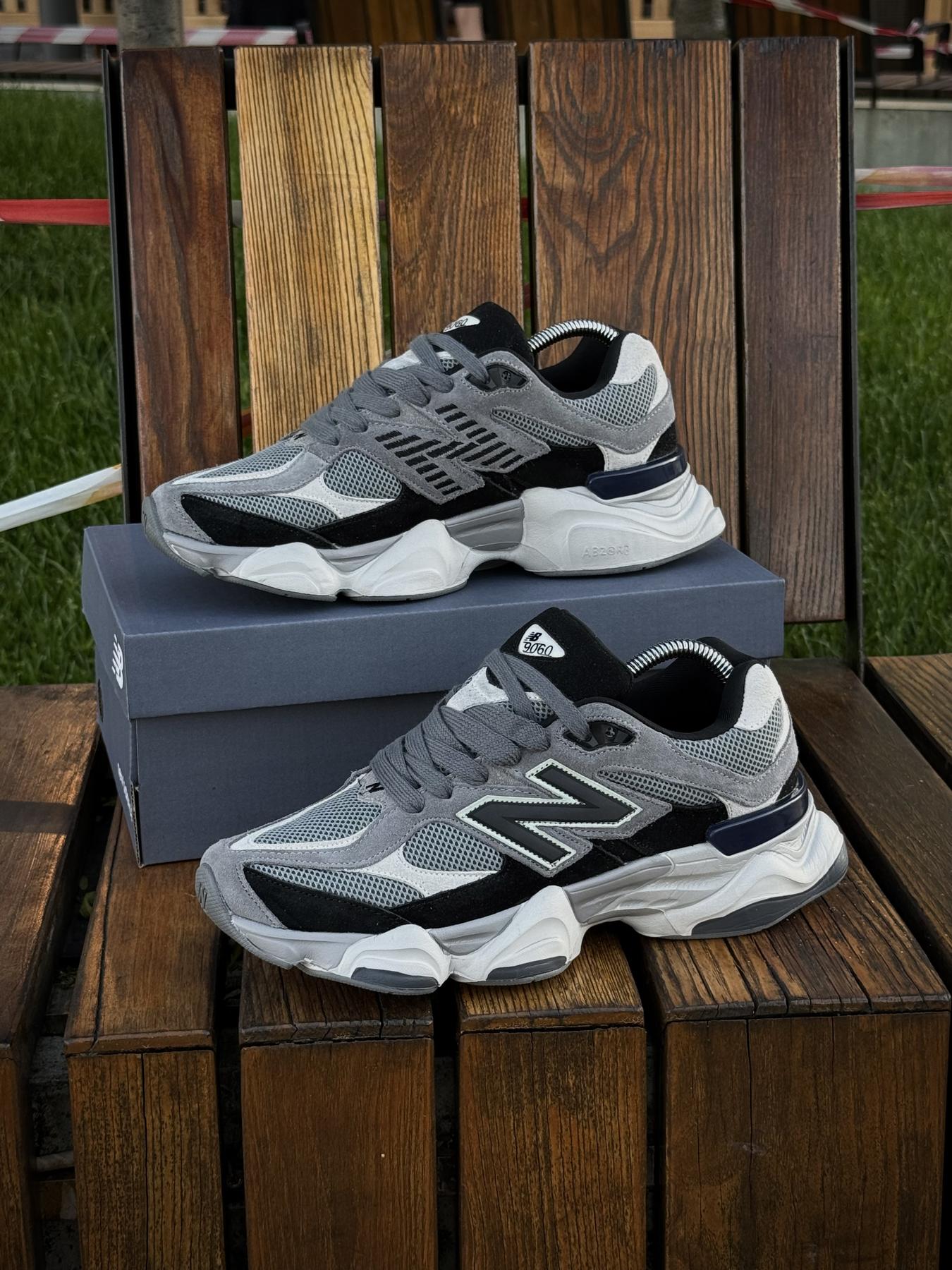 Кросівки New Balance 9060 Gray Black White