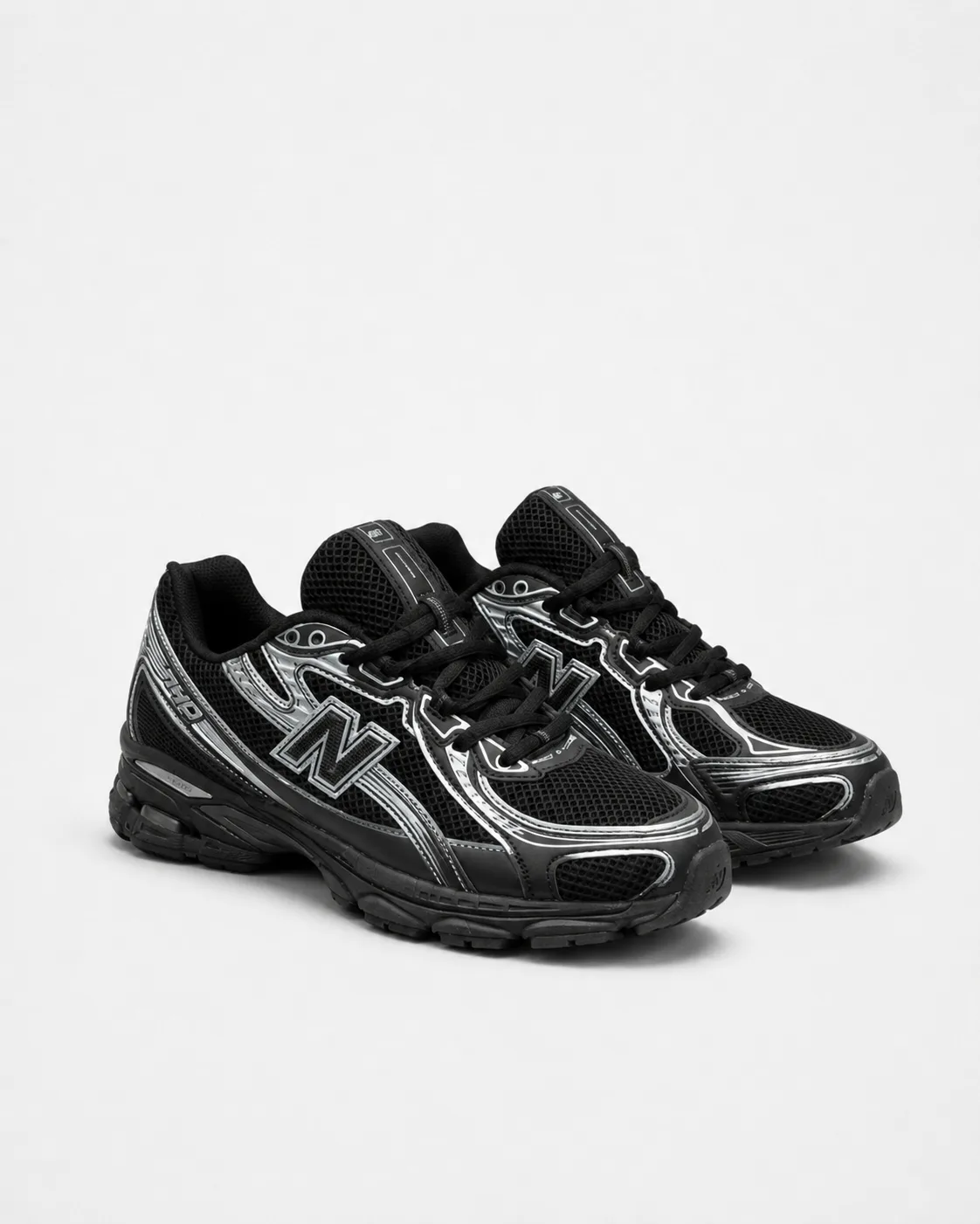 Кросівки New Balance 740 Black Silver