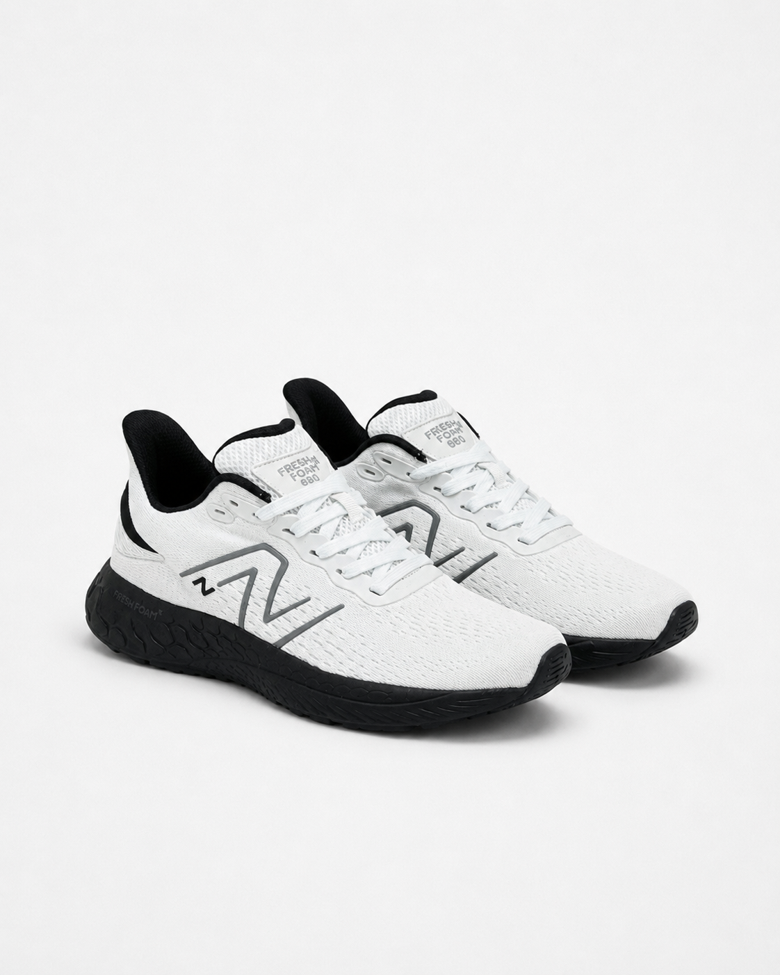 Кросівки New Balance Fresh Foam 880 White Black