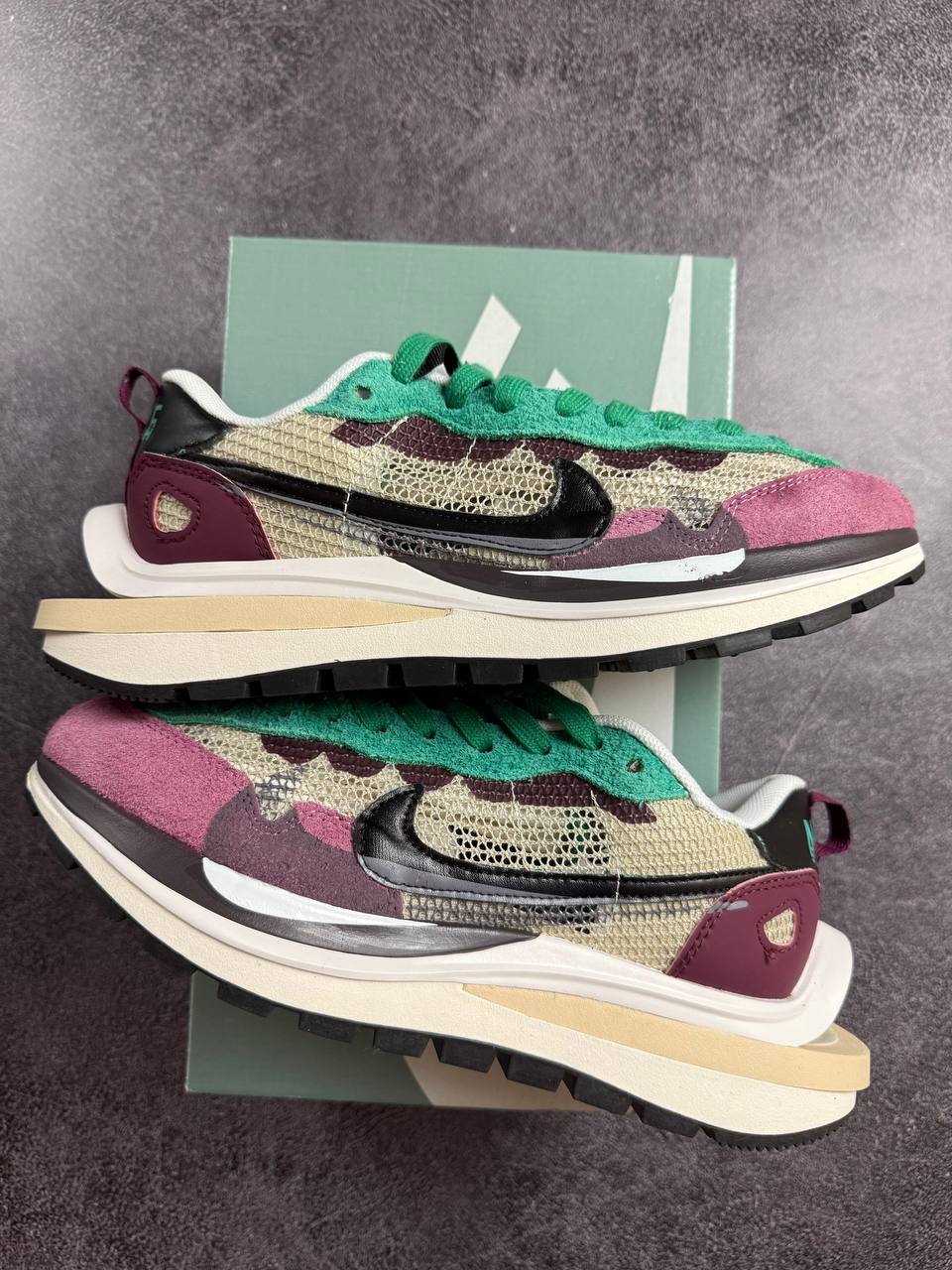 Кросівки Nike x Sacai VaporWaffle Red Green