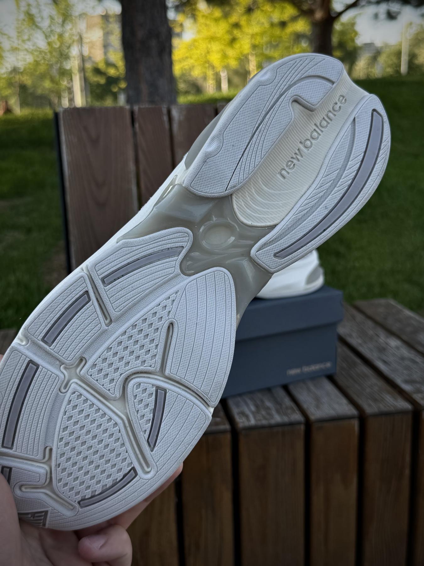 Кросівки New Balance 2010 Light Gray